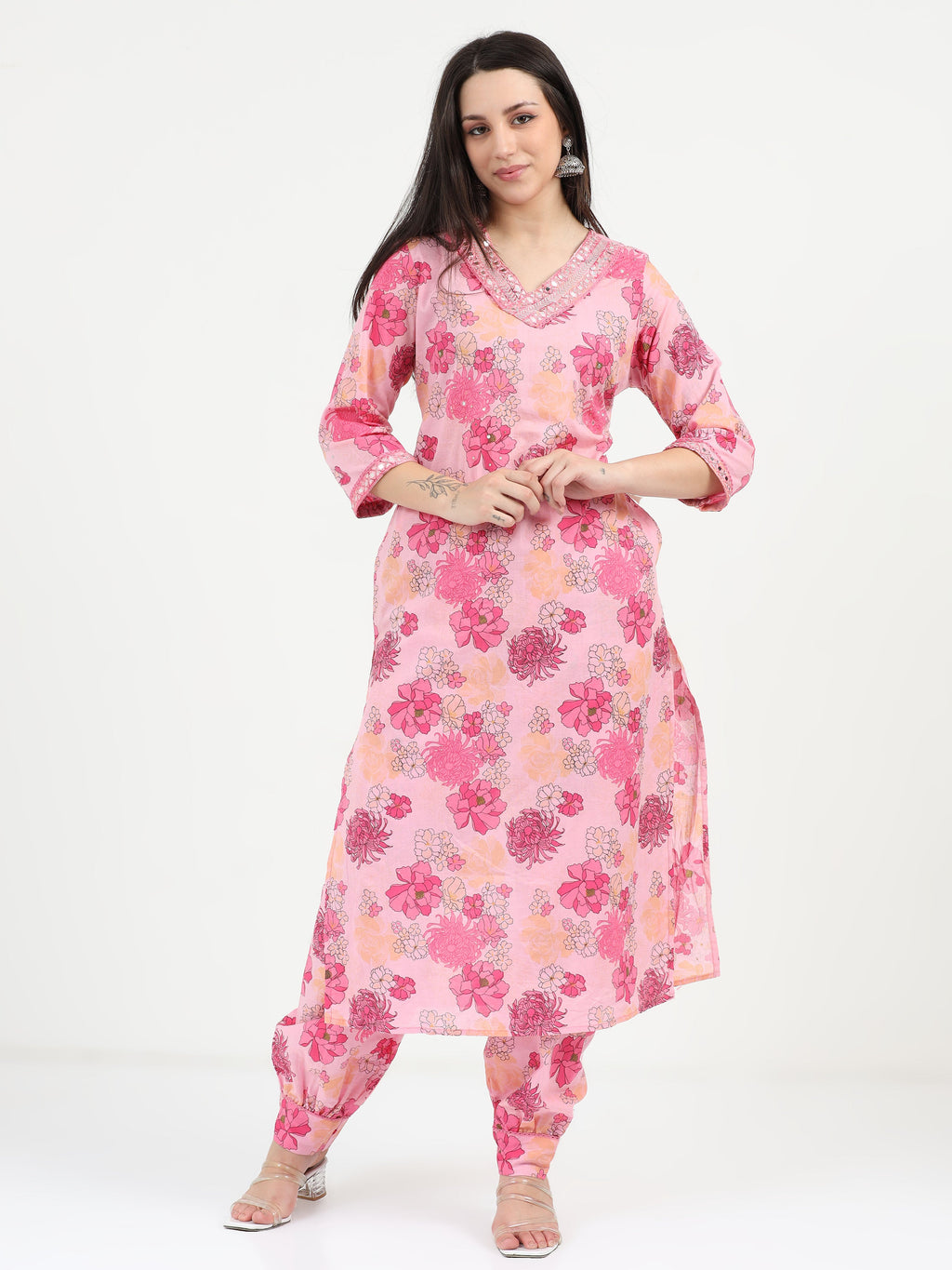 Gulabi Grace Kurta Set