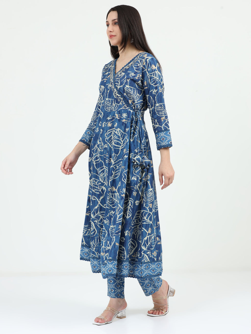 Neel Nakhra Kurta Set
