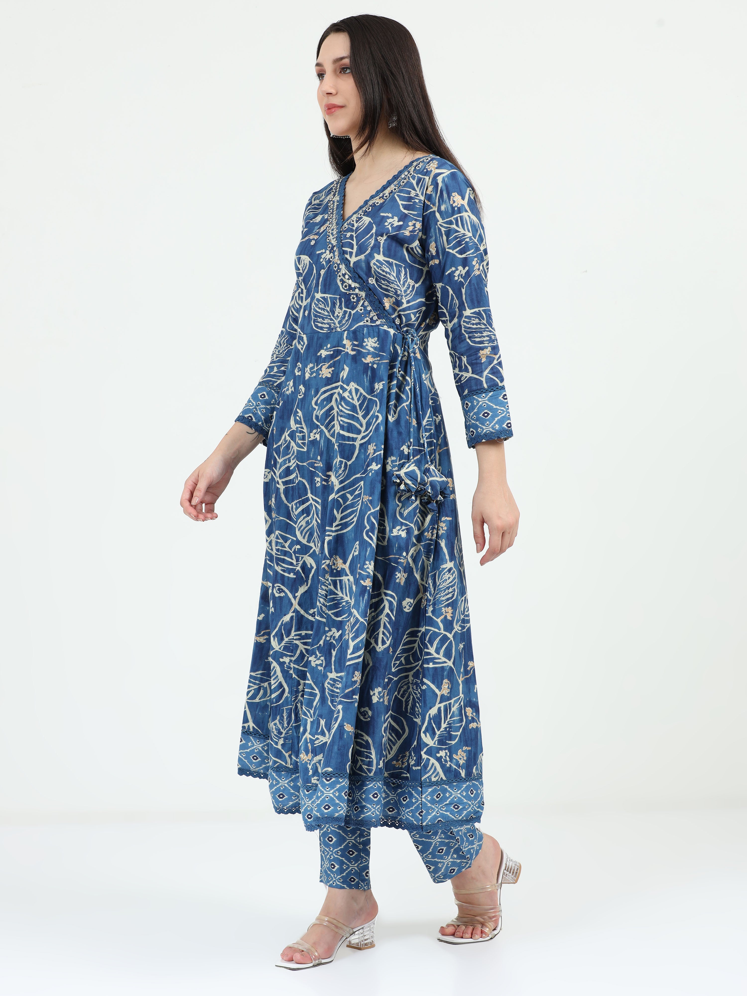 Neel Nakhra Kurta Set