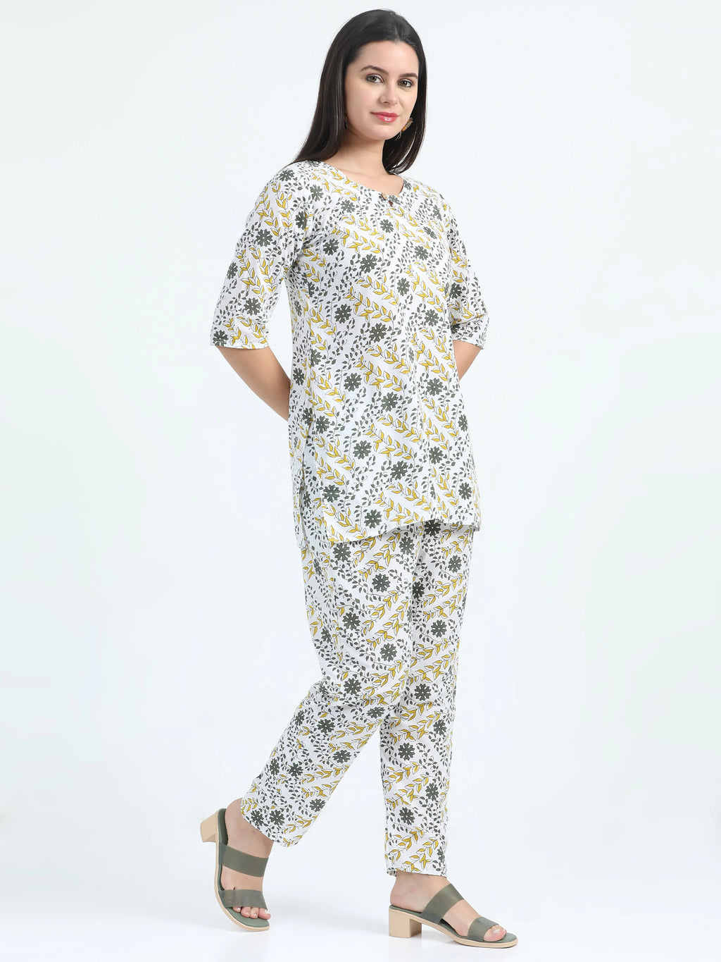 Sunhari Sapna Short Kurta Set