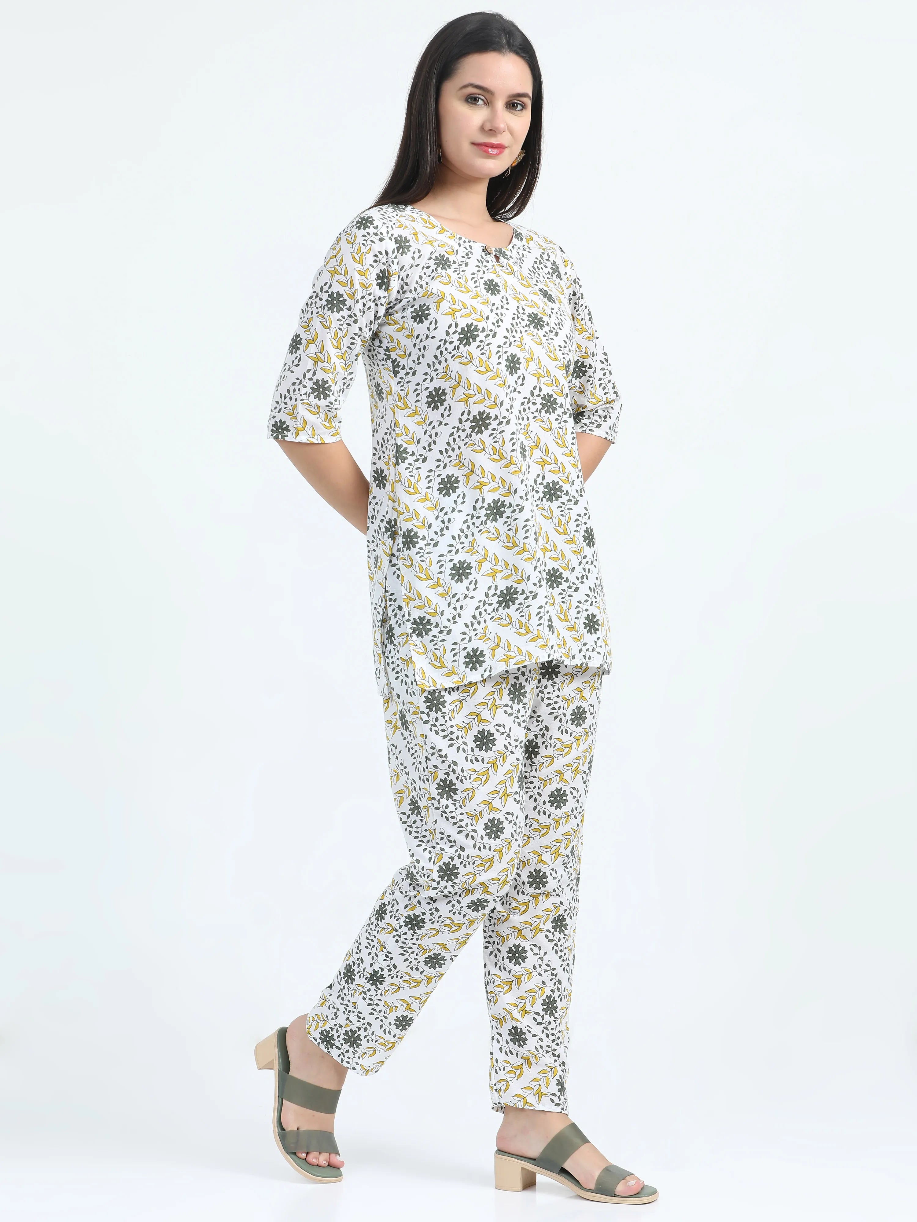 Sunhari Sapna Short Kurta Set