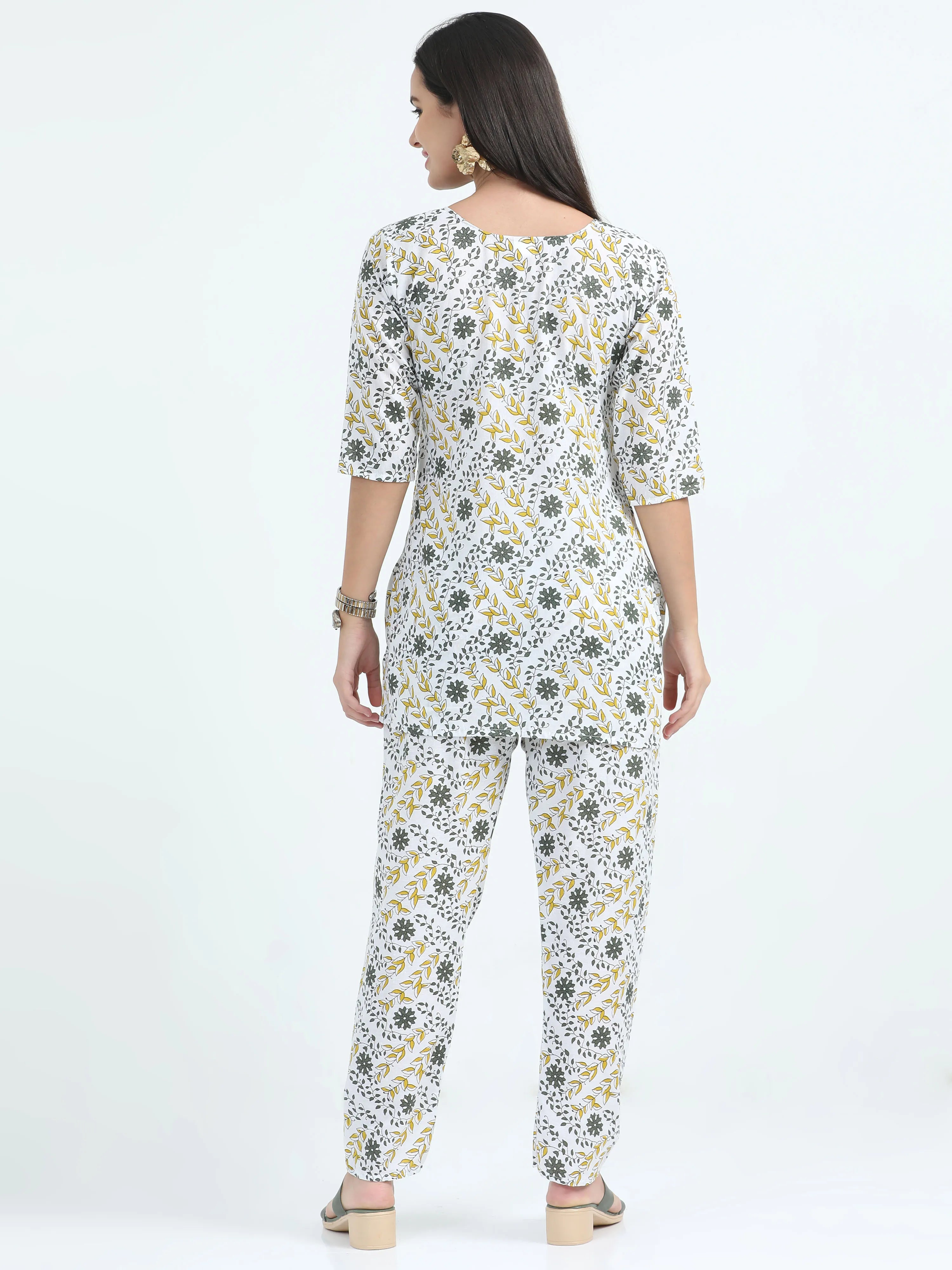 Sunhari Sapna Short Kurta Set