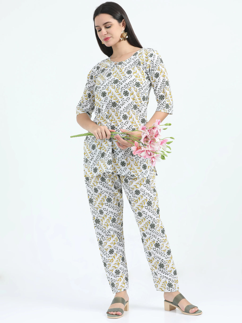 Sunhari Sapna Short Kurta Set