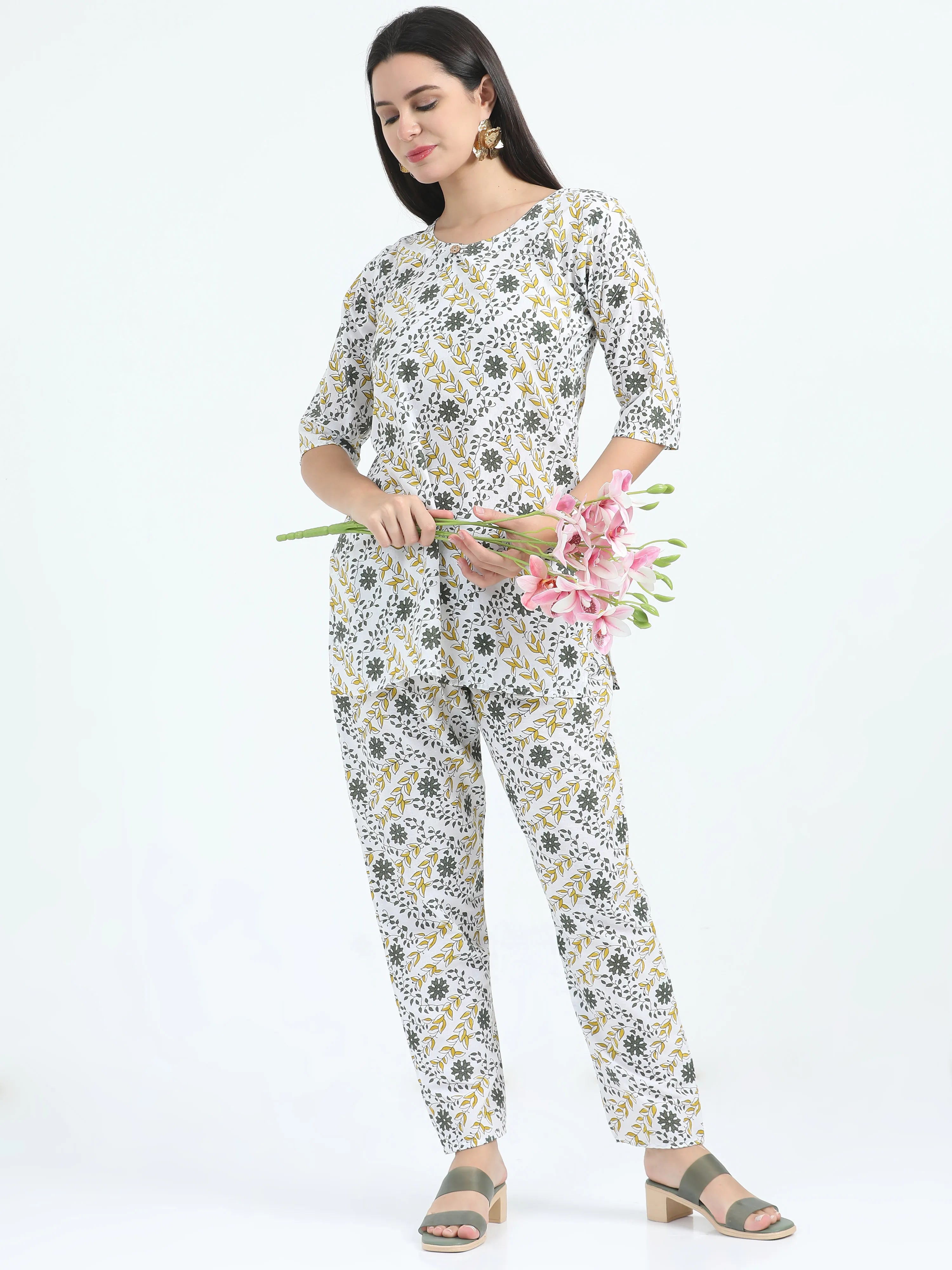 Sunhari Sapna Short Kurta Set