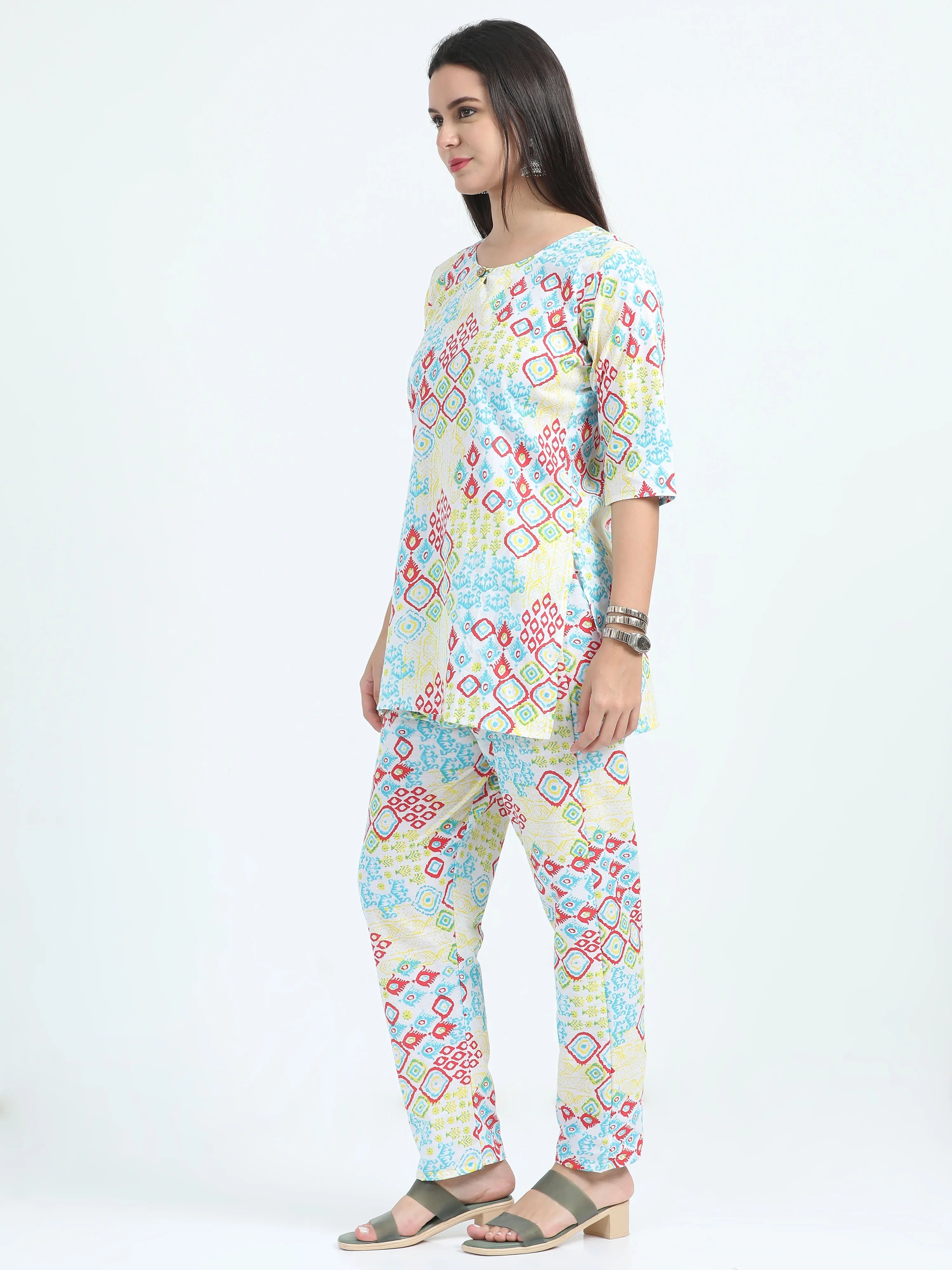 Phoolon Ki Holi Short Kurta Set