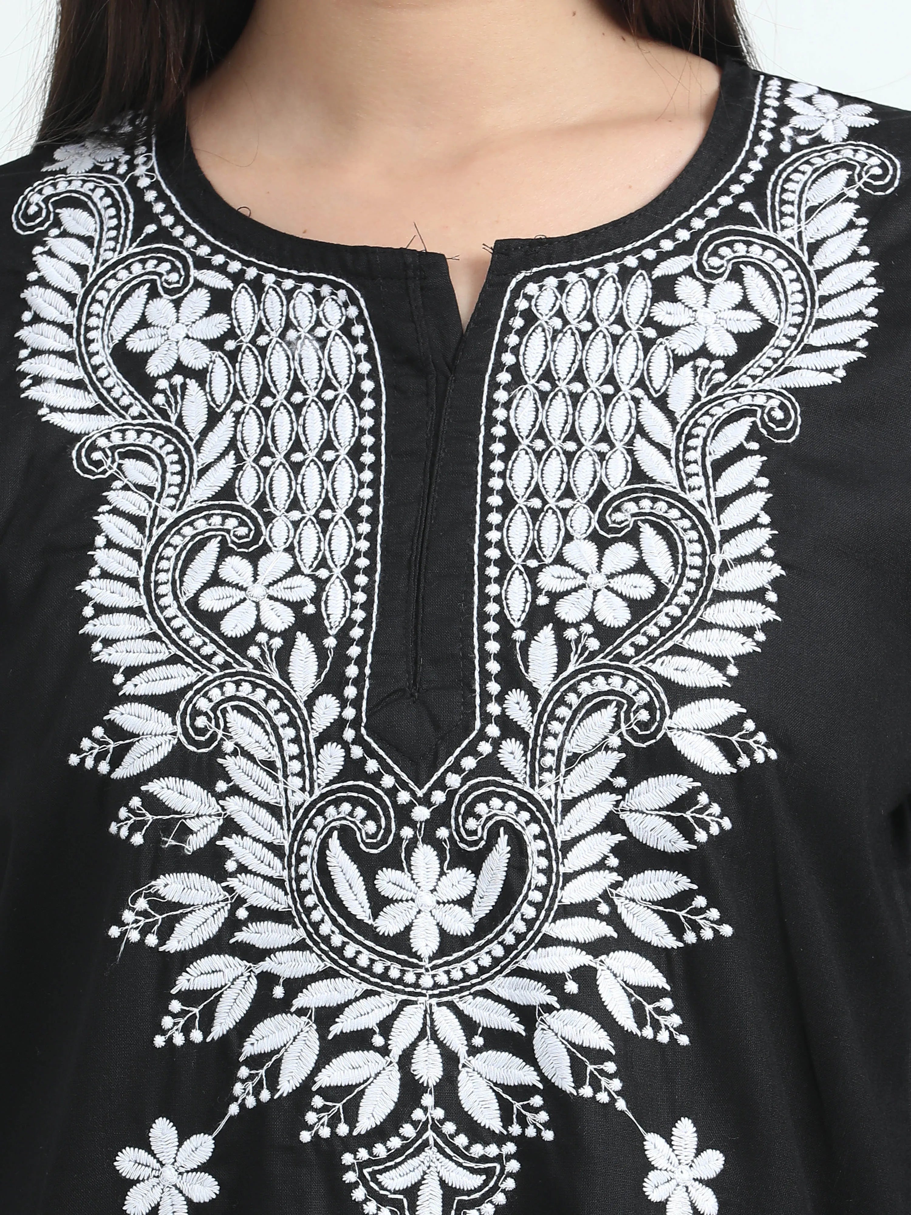 Nisha Noor Chikankari Short Kurta
